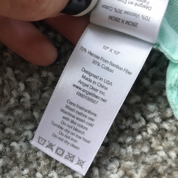 Angel Dear - Bamboo Muslin Bib / Lovey - Picture 7 of 7